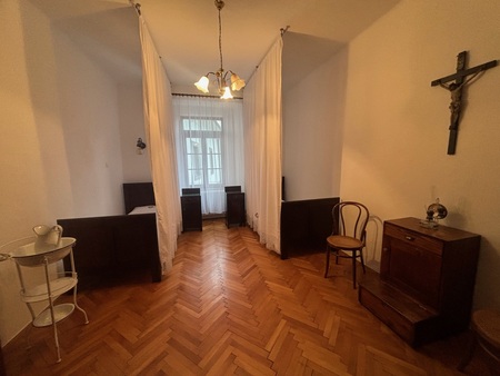 Dvoposteljna soba (2)